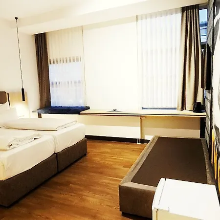 Hotel My Minga Airport Serviced