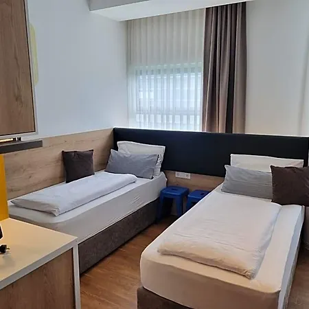 My Minga Airport Serviced Hotel Hallbergmoos