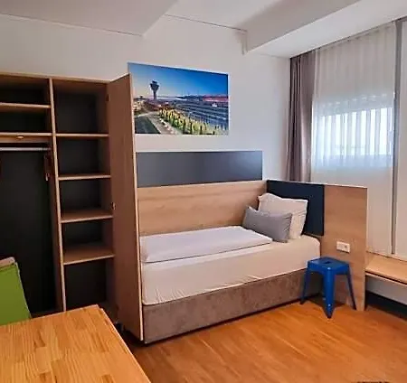 My Minga Airport Serviced 3*